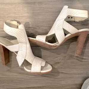Stuart weitzman heels